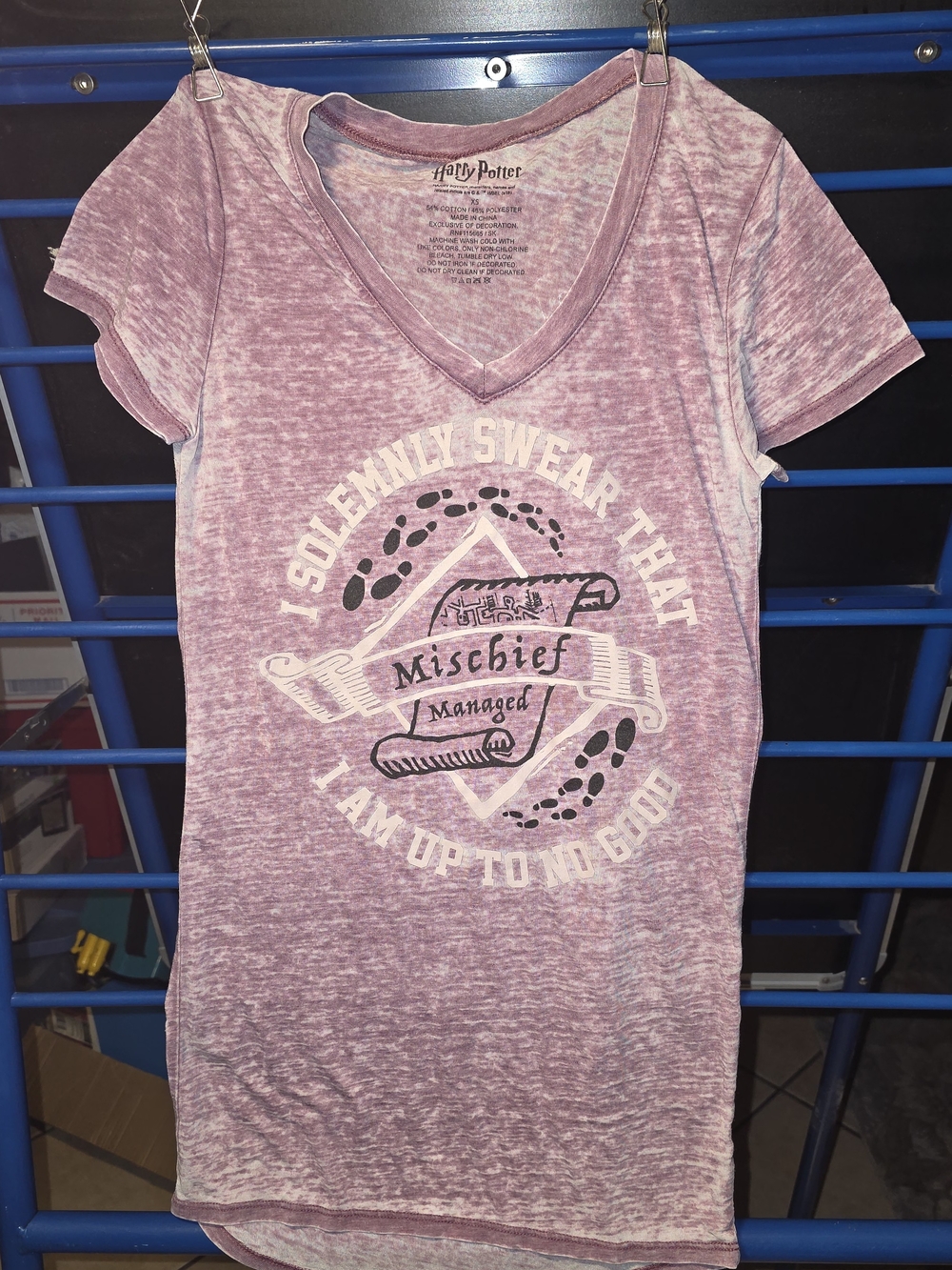 Harry Potter 'Mischief Managed' V-Neck Tee - Dusty Rose